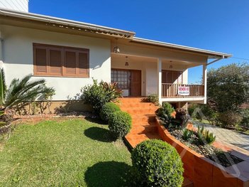 house em Paulo José Schlabitz, Montanha - Lajeado - RS