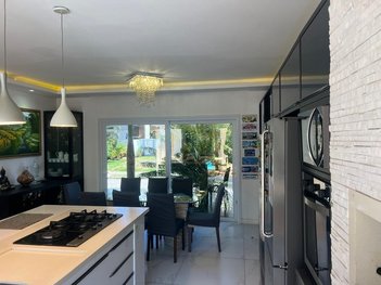 house em Rodovia Doutor Antônio Luiz Moura Gonzaga, Rio Tavares - Florianópolis - SC