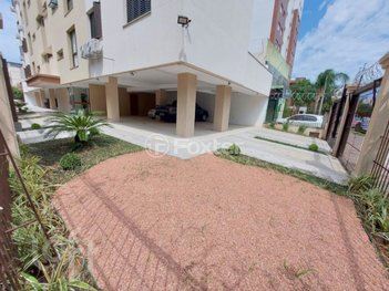 apartment em Rua Doutor Gastão Rhodes, Santana - Porto Alegre - RS