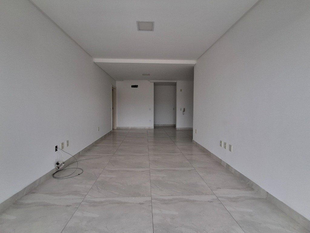 Copa e Sala de Estar Verso