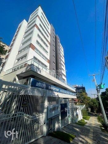 apartment em Rua Castro Alves, Rio Branco - Porto Alegre - RS