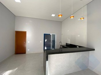 house em Rua Ricardo Alpidio Sarzi, Residencial Ouro Verde - Botucatu - SP