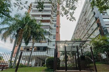 apartment em Rua Miguel Tostes, Rio Branco - Porto Alegre - RS