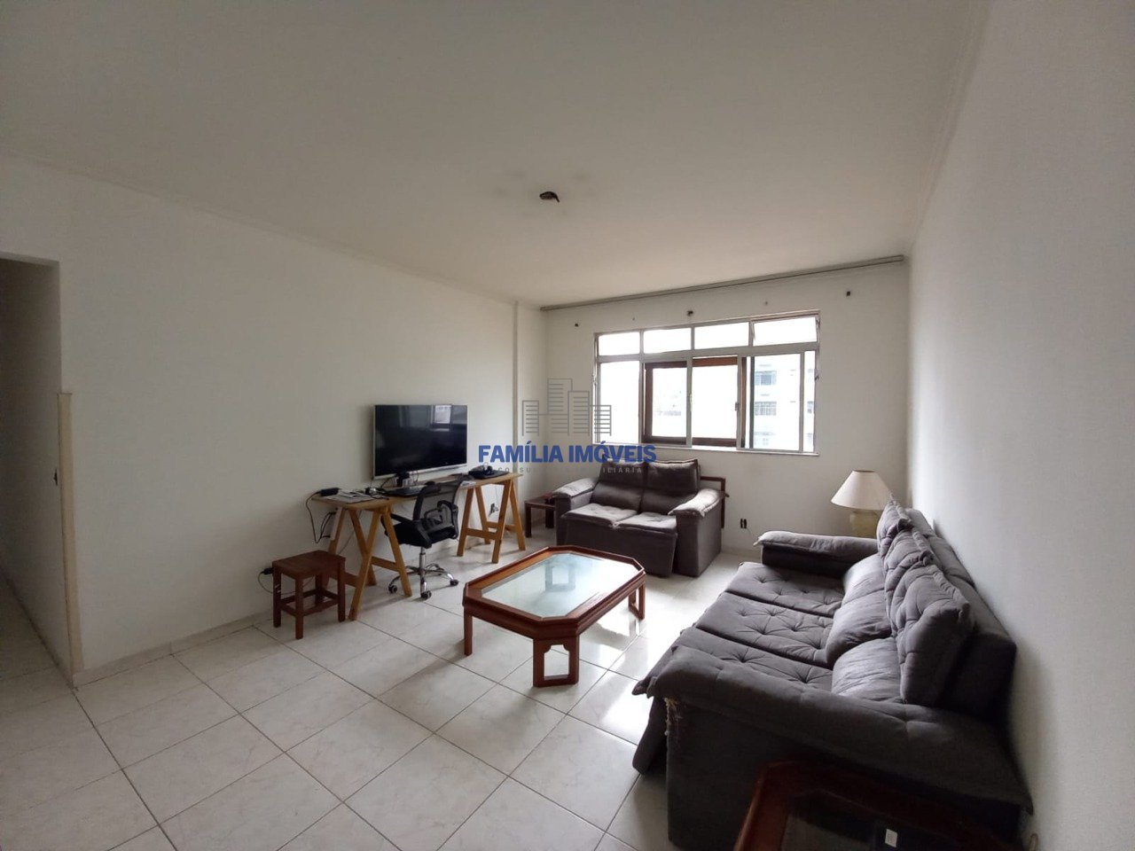 e0925833-6c86-4990-9bee-1c485520e899