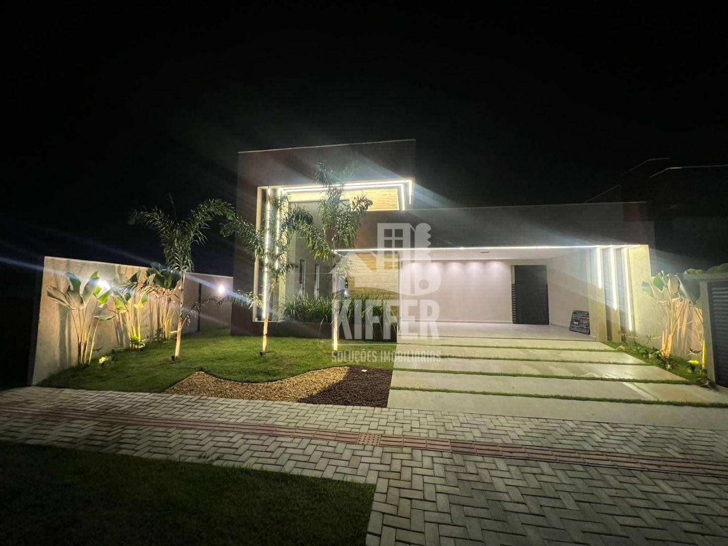 CASA EM CONDOMINIO