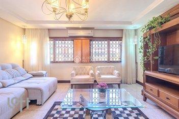 house em Avenida Pereira Pinto, Jardim São Pedro - Porto Alegre - RS