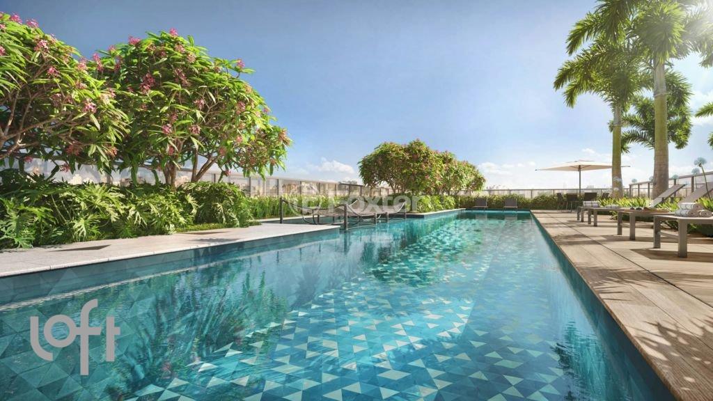 piscina-com-vista-panoramica-e-deck-de-madeira