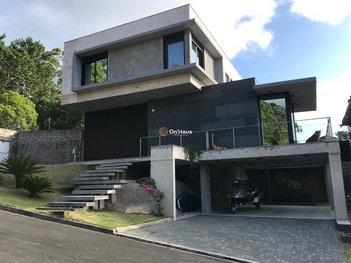 house em Haroldo Soares Glavan, Cacupé - Florianópolis - SC