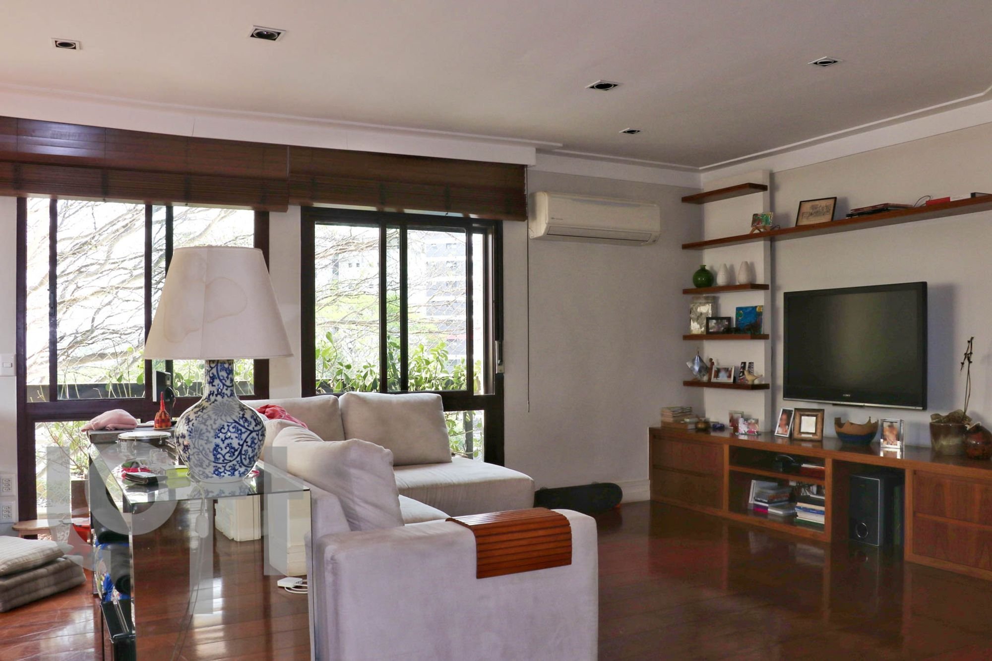 Apartamento para Venda por R$1.985.000,00 com 173m², 3 dormitórios e 3 vagas - Indianópolis, São paulo / SP