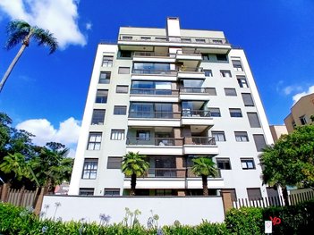 apartment em Rua José Ferreira Pinheiro, Portão - Curitiba - PR