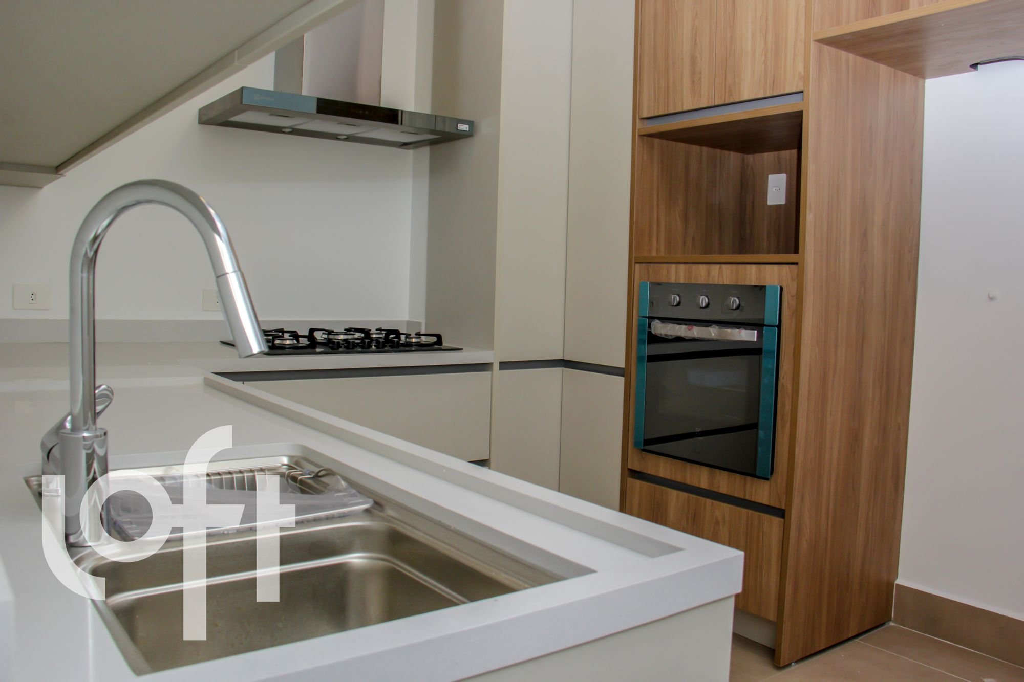 Apartamento para Venda por R$3.570.000,00 com 239m², 3 dormitórios e 2 vagas - Jardim américa, São paulo / SP
