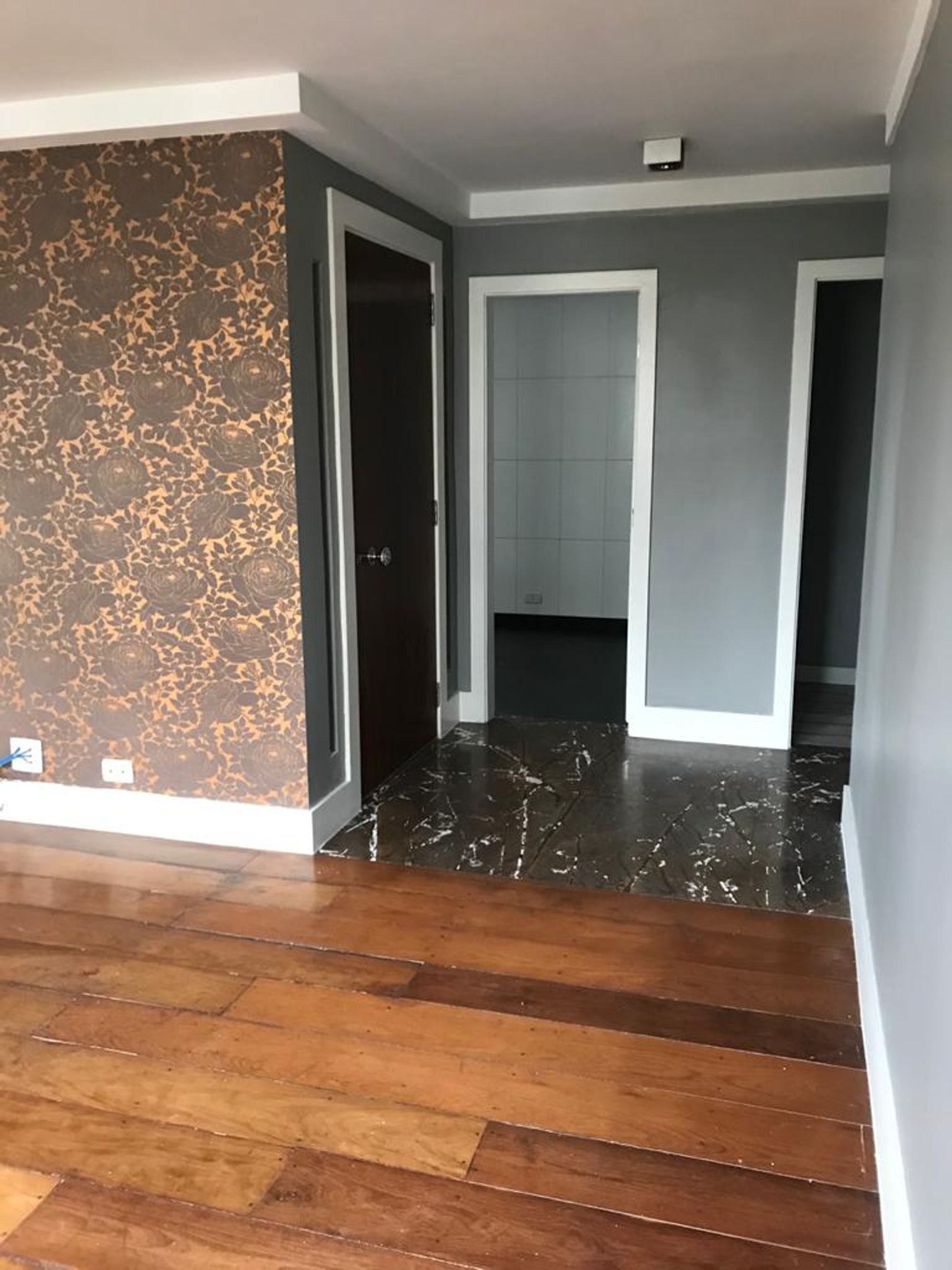Apartamento para Venda por R$1.500.000,00 com 140m², 3 dormitórios e 2 vagas - Campo belo, São paulo / SP
