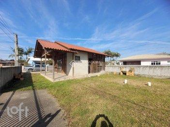 house em do Capim, Passagem do Maciambu - Palhoça - SC