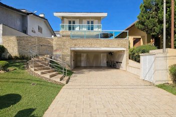 house em Alameda Batatais, Alphaville - Santana de Parnaíba - SP