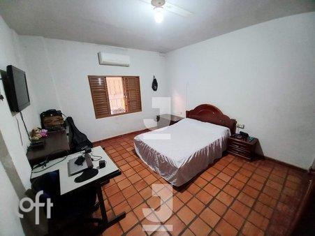 Rua Santa Cecília - facade01.jpg