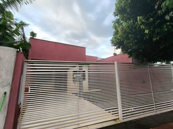 house em Rua Francisco Bernardino Leite, Califórnia - Londrina - PR