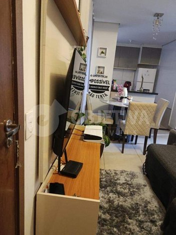 apartment em Rua Betis, Laranjeiras - Uberlândia - MG