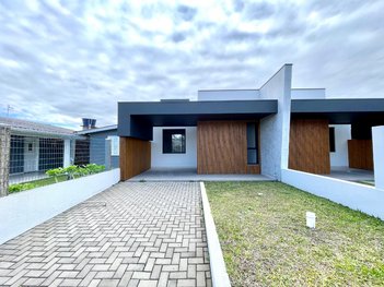 house em Rua Luís Comunelli, Rainha do Mar - Xangri-Lá - RS
