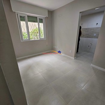 apartment em Gonçalves Dias, Menino Deus - Porto Alegre - RS