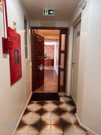 apartment em Rua Santa Cecília, Rio Branco - Porto Alegre - RS