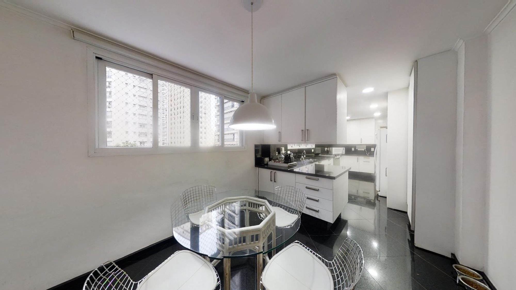 Apartamento para Venda por R$9.000.000,00 com 365m², 4 dormitórios e 5 vagas - Vila nova conceição, São paulo / SP