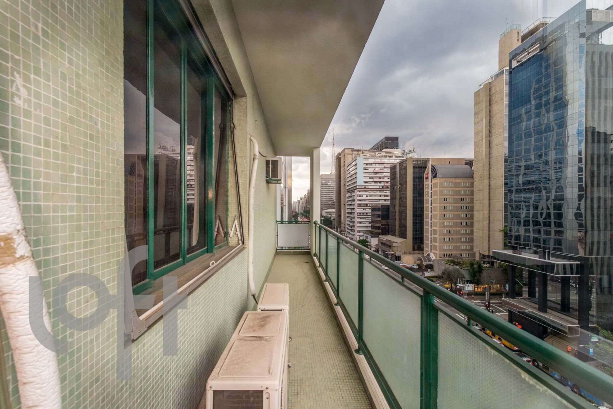 Apartamento para Venda por R$1.200.000,00 com 160m² e 3 dormitórios - Bela vista, São paulo / SP