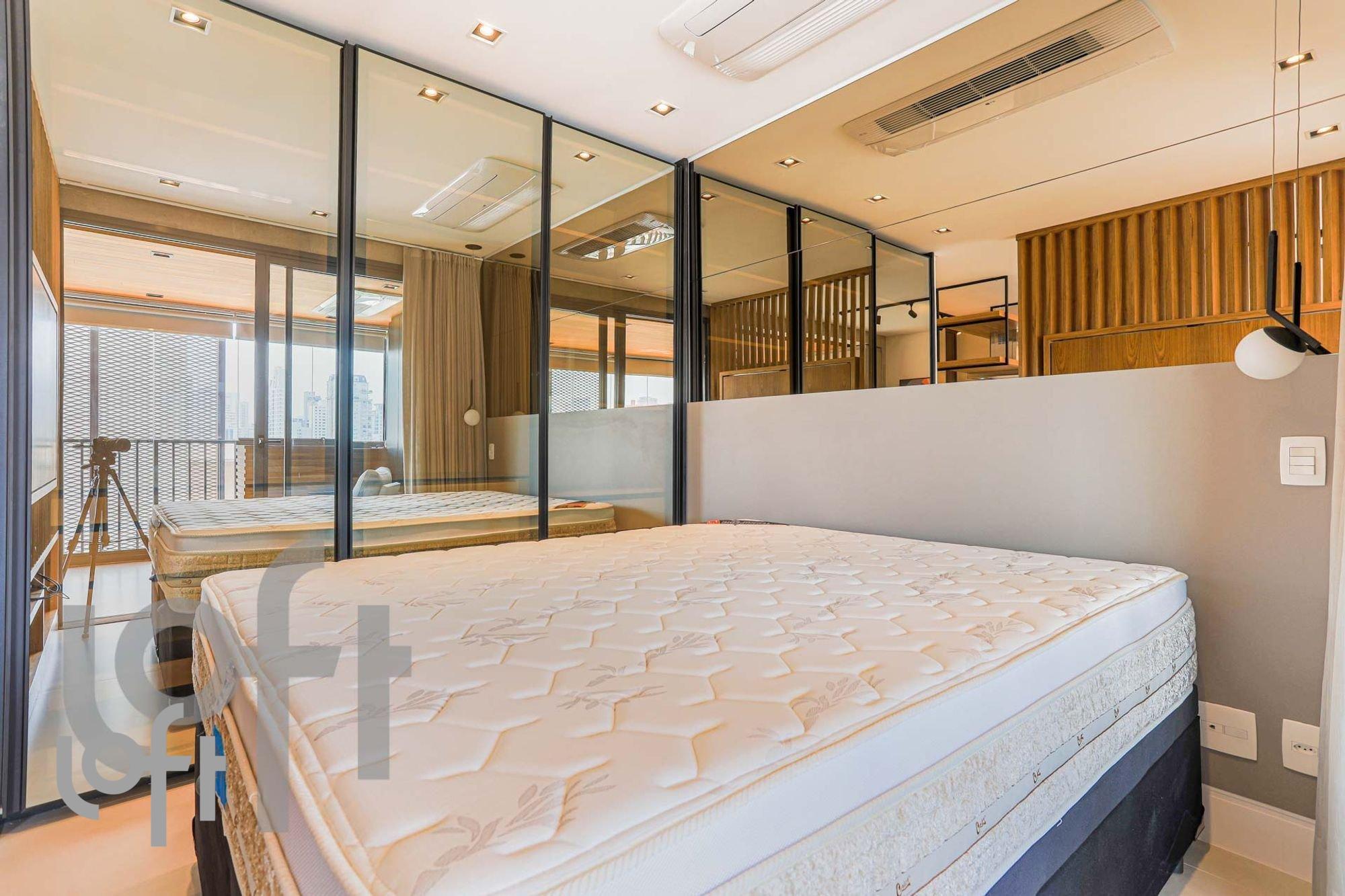 MASTER_BEDROOM