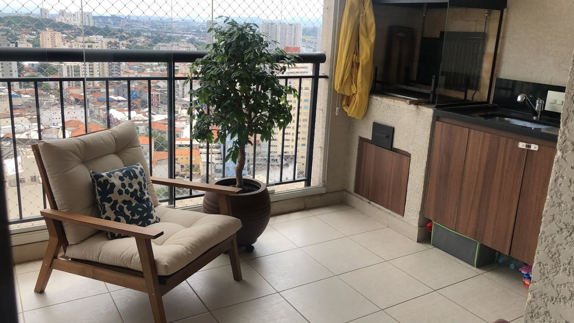 Apartamento para Venda por R$750.000,00 com 72m², 2 dormitórios e 2 vagas - Vila romana, São paulo / SP