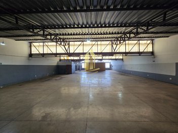 office em Avenida Doutor Abrahão Brickmann, Parque Vicente Leporace I - Franca - SP