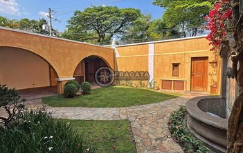 house em Rua Bucareste, Jardim Europa - São Paulo - SP