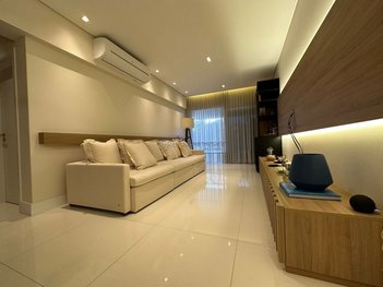 apartment em Rua das Piraúnas, Jurerê Internacional - Florianópolis - SC