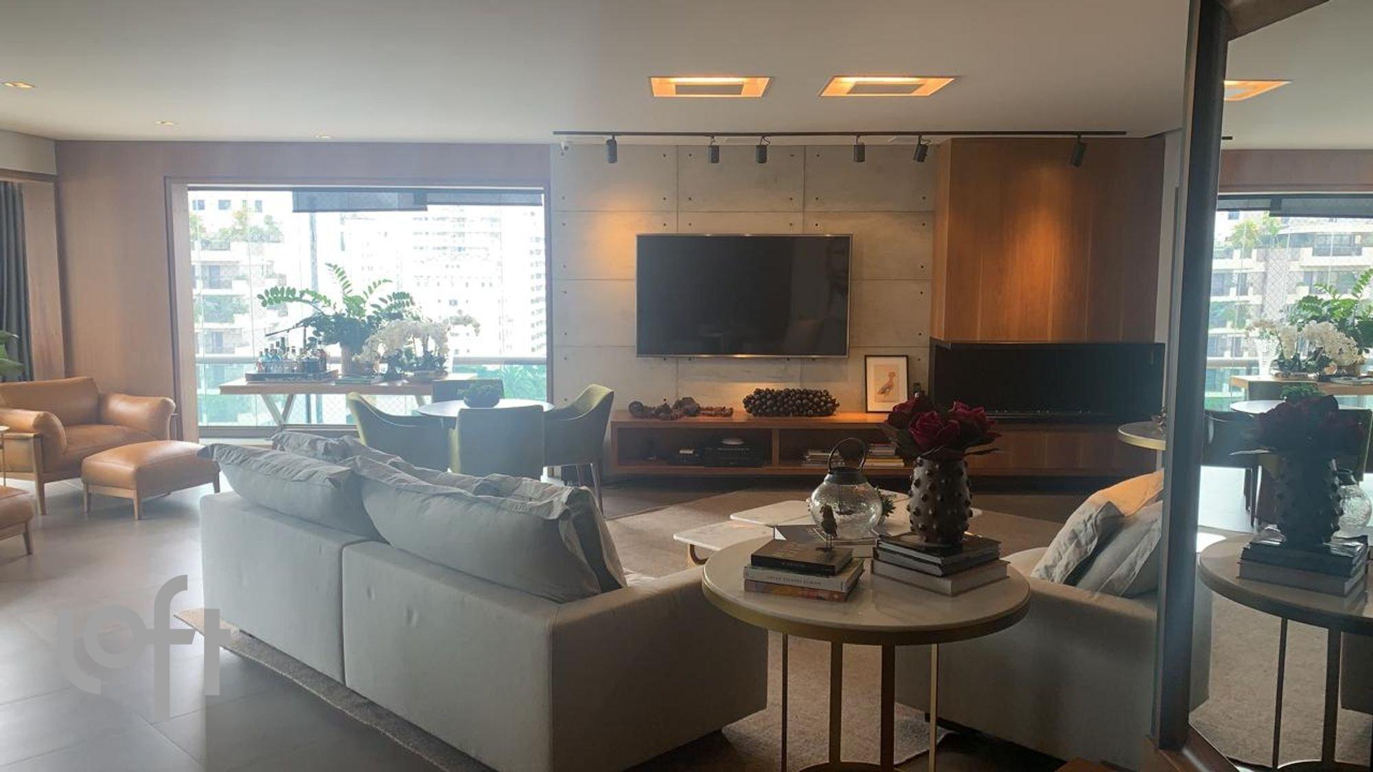 Apartamento para Venda por R$3.100.000,00 com 250m², 4 dormitórios e 4 vagas - Indianópolis, São paulo / SP
