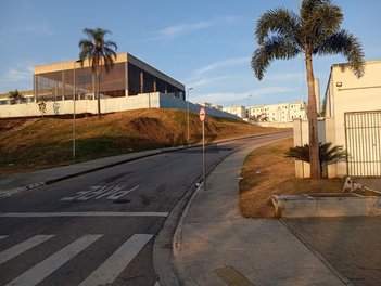 apartment em Rua Waldemar Teixeira, Jardim Torrão de Ouro - São José dos Campos - SP
