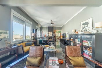 apartment em Rua Bento Figueiredo, Rio Branco - Porto Alegre - RS