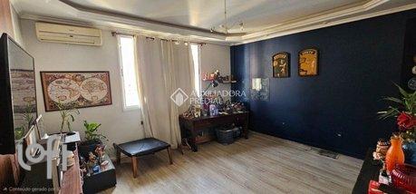 apartment em Rua Vigário José Inácio, Centro - Porto Alegre - RS