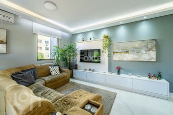 apartment em Rua Matias José Bins, Três Figueiras - Porto Alegre - RS