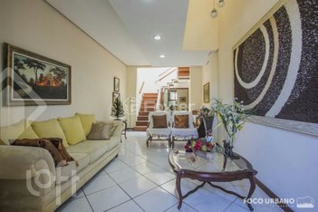 house em Rua Veríssimo Rosa, Jardim Botânico - Porto Alegre - RS