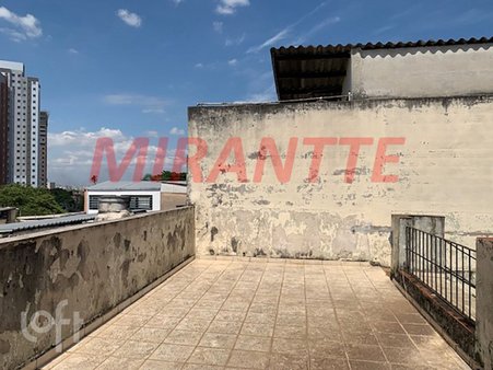 Rua Camboatás - facade06.jpg