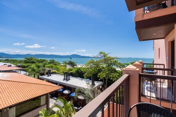 apartment em Rua César Nascimento, Jurerê - Florianópolis - SC