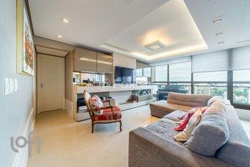 apartment em Rua Primeiro de Janeiro, Três Figueiras - Porto Alegre - RS
