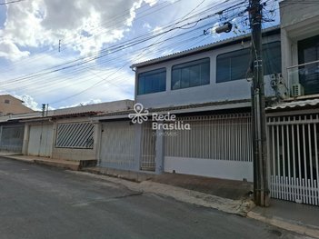 house em QR 5, Candangolândia - Brasília - DF