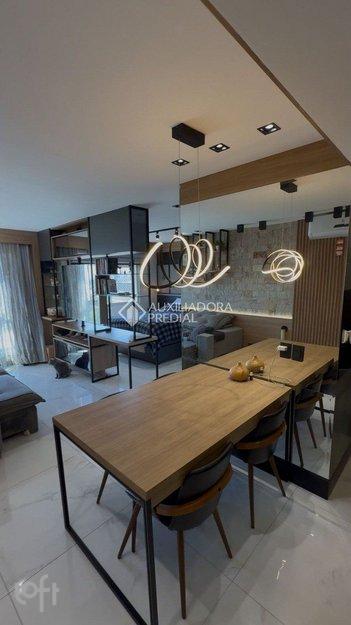 apartment em Curvelo, Petrópolis - Porto Alegre - RS