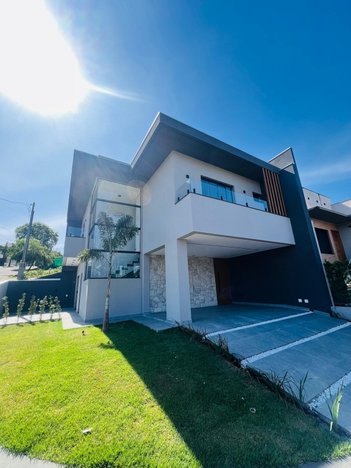house em Rua Senhorinha Ferreira de Souza, Heimtal - Londrina - PR