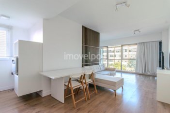apartment em Avenida Borges de Medeiros, Praia de Belas - Porto Alegre - RS