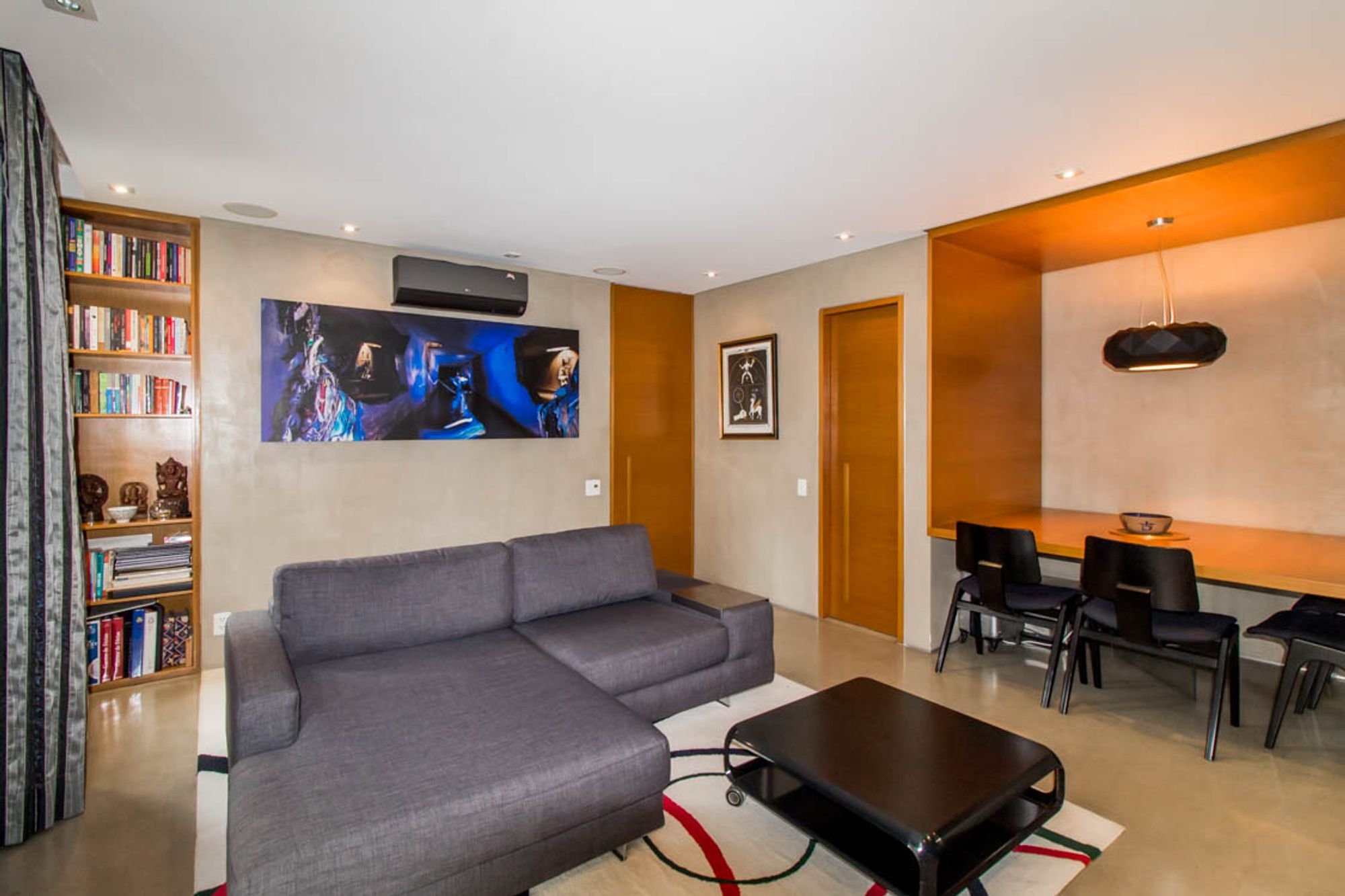 Apartamento para Venda por R$950.000,00 com 65m² e 1 vaga - Vila olímpia, São paulo / SP