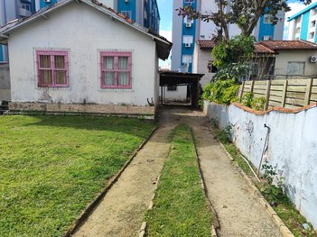 commercial_land_lot em Rua Nelson Silva, Barreiros - São José - SC