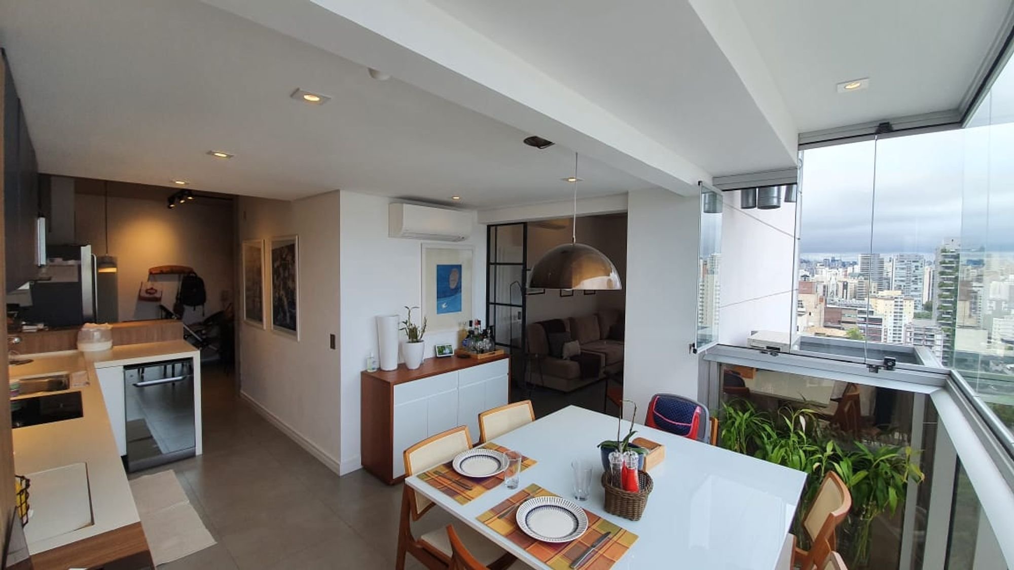 Apartamento para Venda por R$1.385.000,00 com 74m², 2 dormitórios e 1 vaga - Vila olímpia, São paulo / SP