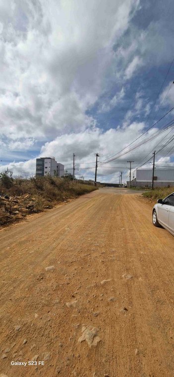 land_lot em Rua Roberto dos Santos Flores, Candeias - Vitória da Conquista - BA