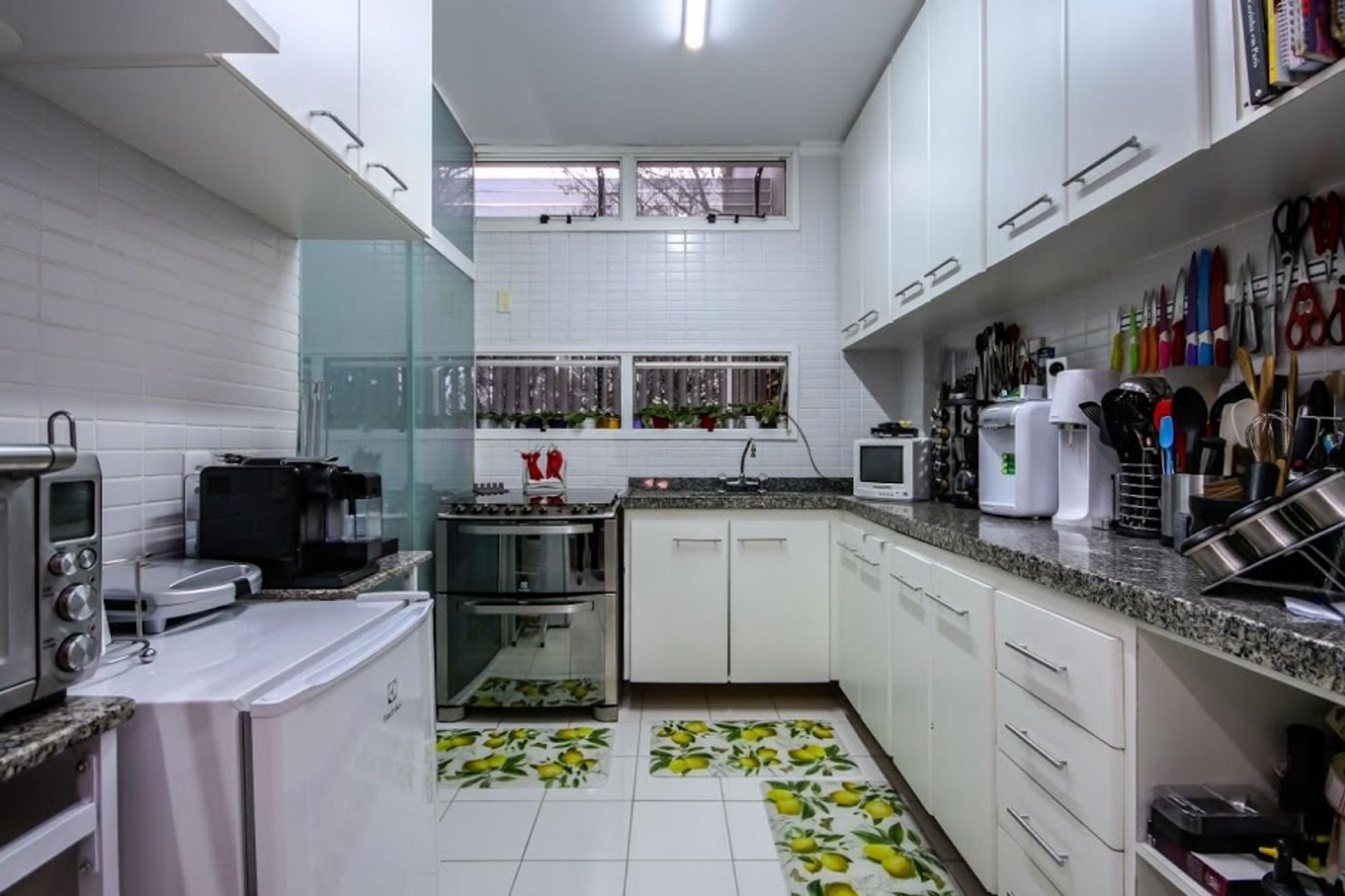 Apartamento para Venda por R$3.650.000,00 com 239m², 3 dormitórios e 3 vagas - Alto de pinheiros, São paulo / SP