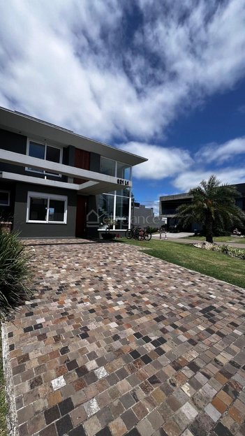 house em Rua Rio Camisas, Centro - Xangri-Lá - RS